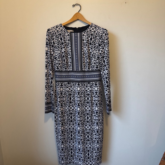 Maggie London midi long sleeve dress - Picture 7 of 7